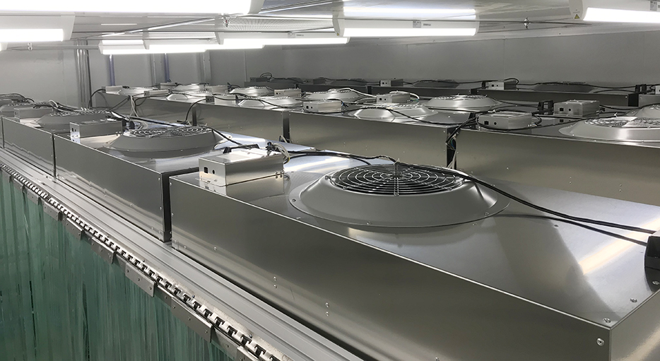 亚博亚FFU模块机组采用不锈钢材质，整洁密封。