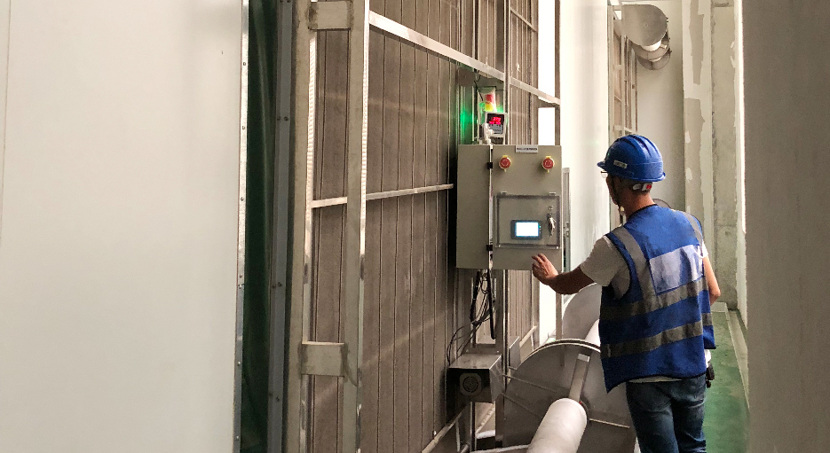 压差计触发全自动电动卷帘